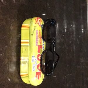 Brighton Sunglasses with silver design 😎